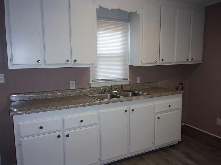 244 Rhea St — Photo 6