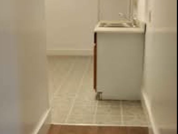5th image of 358 Front St APT 6