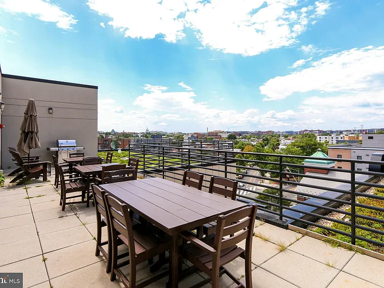 1111 Orren St NE #101 — Photo 37