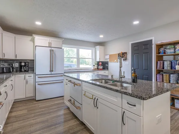 647 N 100 W, Franklin, IN 46131