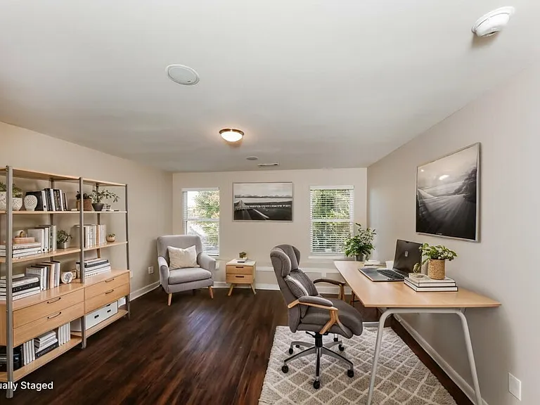 4550 Black Hills Dr NW — Photo 16