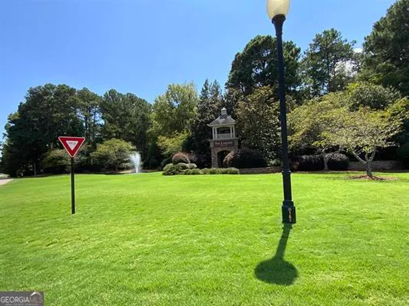 1061 Big Water Point, Greensboro, GA 30642