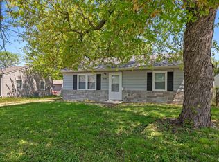 2116 W 68th St, Davenport, IA 52806