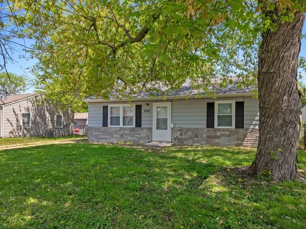 2116 W 68th St, Davenport, IA 52806