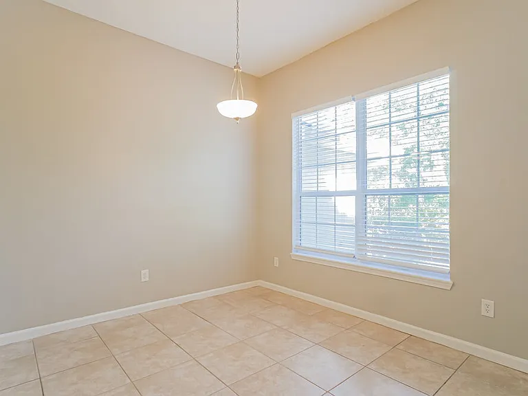 391 Meadowlark Ln — Photo 6