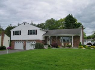 63 Cross Hill Rd, Wethersfield, CT 06109