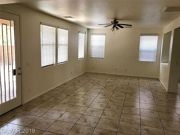5th image of 10114 Chasewood Ave