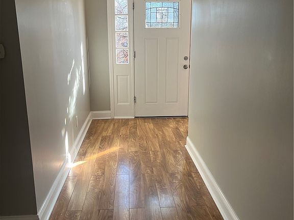 5th image of 3427 Greenview Drive