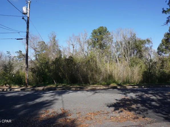 121 Hickory St, Chattahoochee, FL 32324
