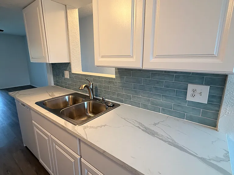 5310 26th St W #304 — Photo 3