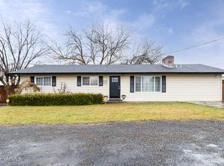 1510 N Wenas Rd, Selah, WA 98942