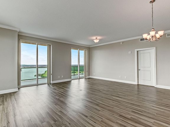 5th image of 1431 Riverplace Blvd APT 2106