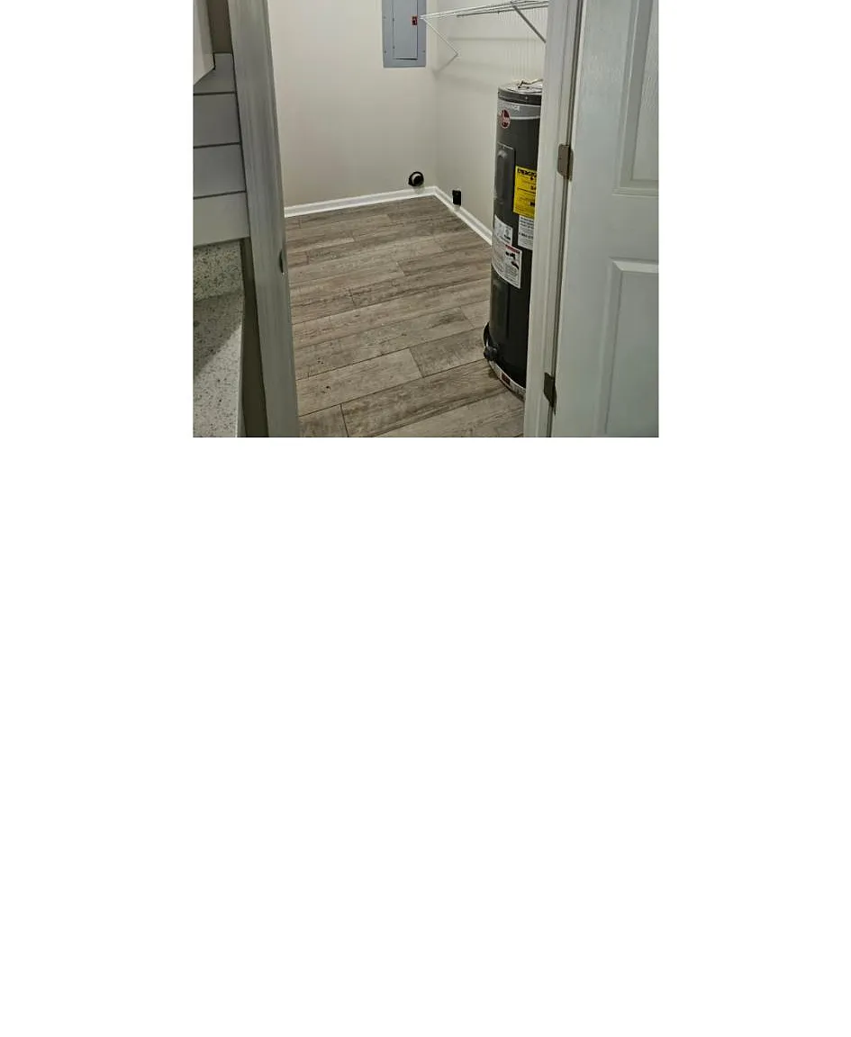1143 Johnson Rd — Photo 3