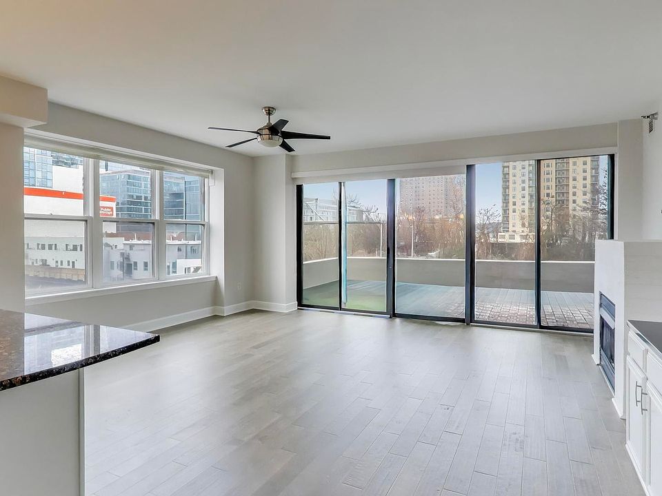 1st image of 5 E 14th Pl APT 501