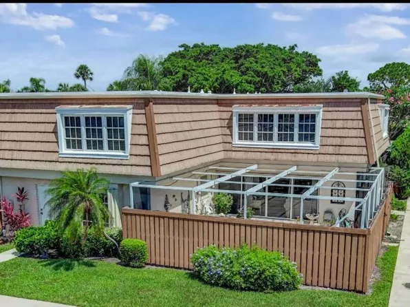 11554 Winchester Drive, Palm Beach Gardens, FL 33410
