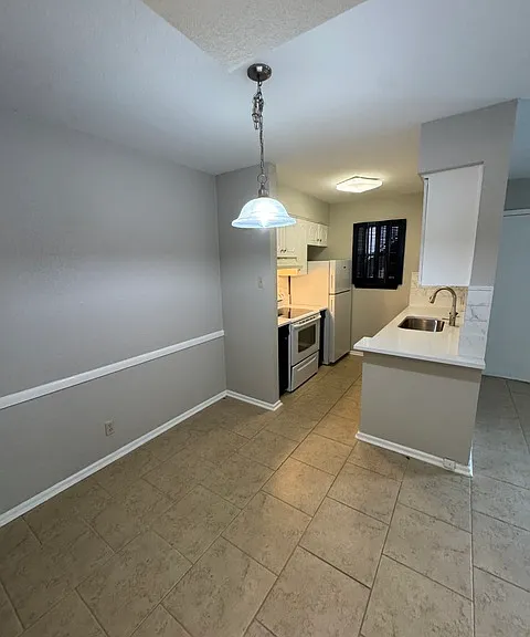 1045 Shook Ave #158 — Photo 10