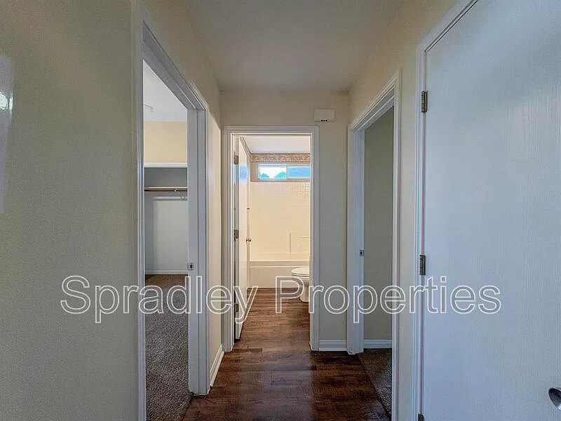 Briar Crest — Photo 4
