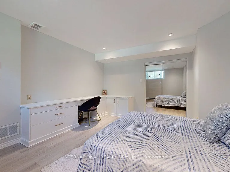 122 Willingdon Rd — Photo 37