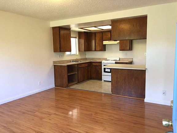 3rd image of 416 W Arrow Hwy APT A