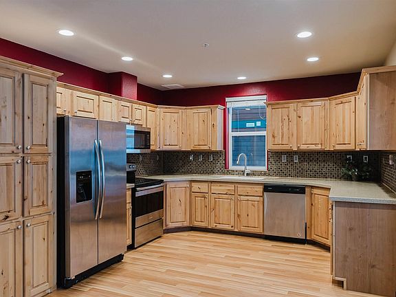 3rd image of 4401 Riverside Dr Unit B1