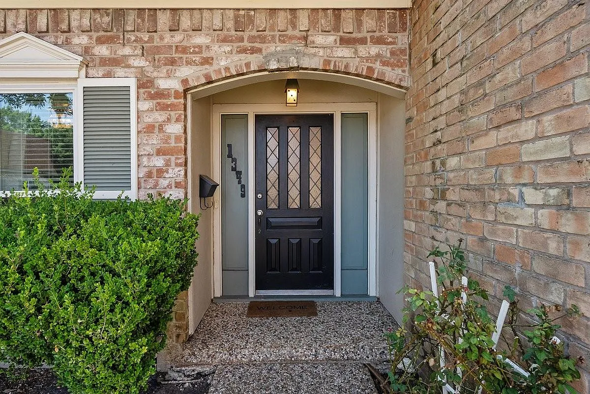 2 bed, 1.5 bath, 1740 sqft, $1,850 — Photo 4