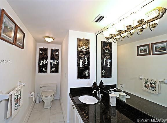 Guest powder room