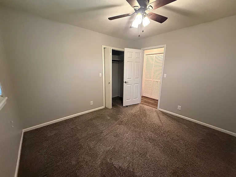 109 Anita Dr — Photo 6