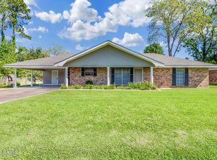 715 E Butcher Switch Rd, Lafayette, LA 70507