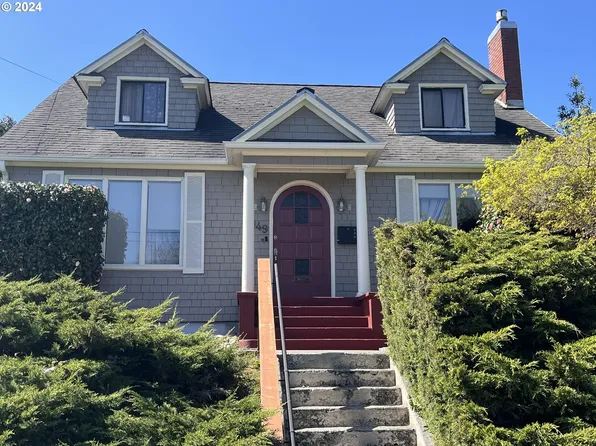 949 S 4th St, Coos Bay, OR 97420