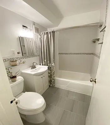 Sold by Winzone Realty Inc | media 21