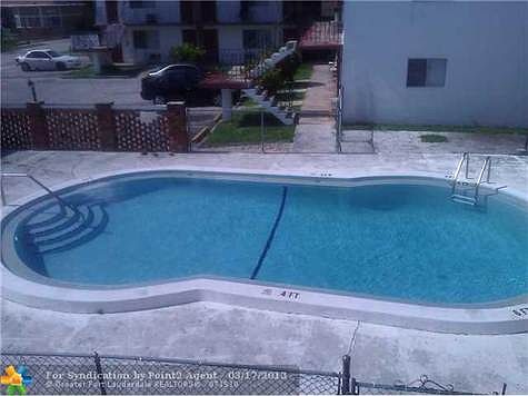 5th image of 2121 Jackson St APT 16