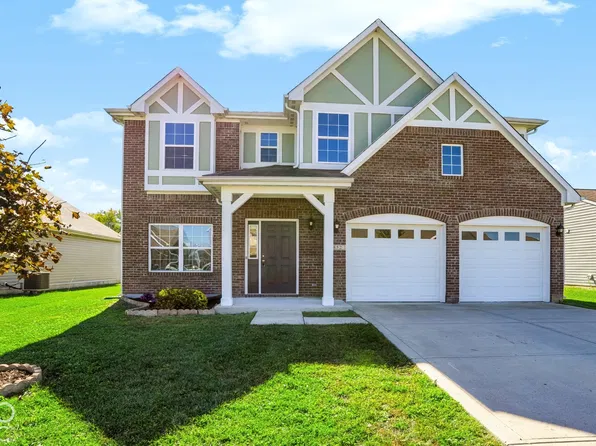 852 Starflower Trce, Greenwood, IN 46143