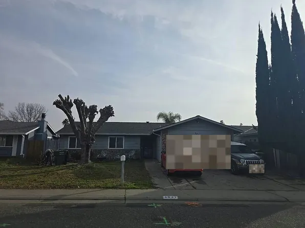 4037 Wyalong Way, Sacramento, CA 95826