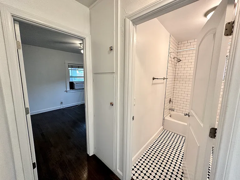 3861 42nd St — Photo 16