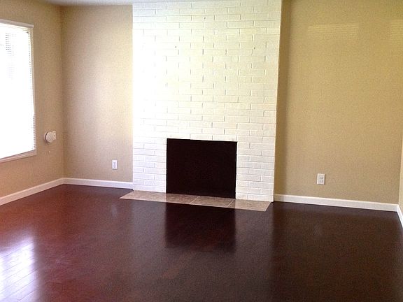 2nd image of 3243 S 202nd St