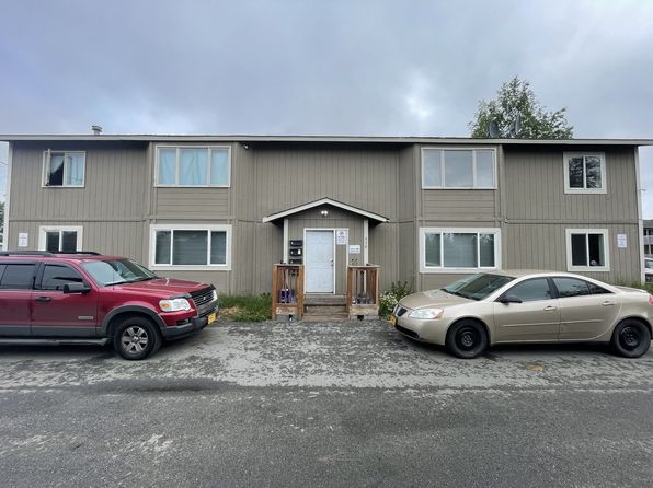 330 N Bliss St APT 4