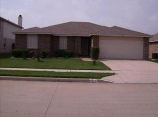 4321 Mayberry Ln, Fort Worth, TX 76123