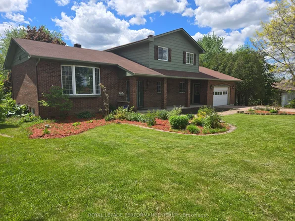 3494 Marydale Ave, South Stormont, ON K6K 1N9
