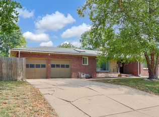 1054 Inverness Dr, Wichita, KS 67218