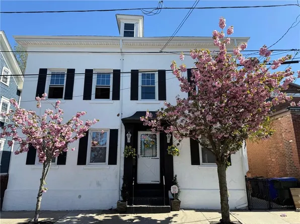 68 Grove St, Providence, RI 02909