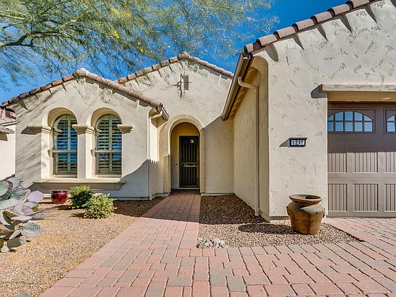 3rd image of 1232 N Night Heron Dr