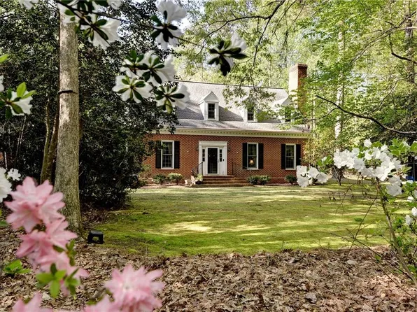 103 Periwinkle Dr, Yorktown, VA 23692