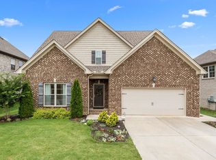 1237 Hensfield Dr, Murfreesboro, TN 37128