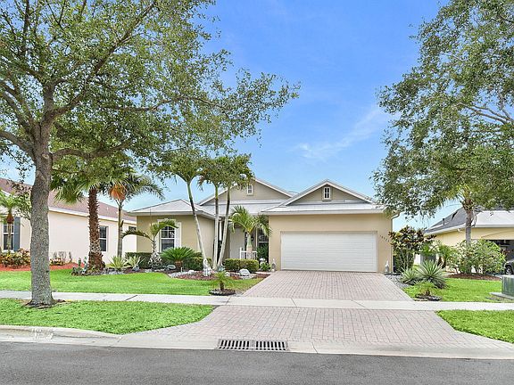 2nd image of 10771 SW Waterway Lane