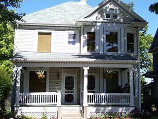2nd image of 427 Harrison Ave