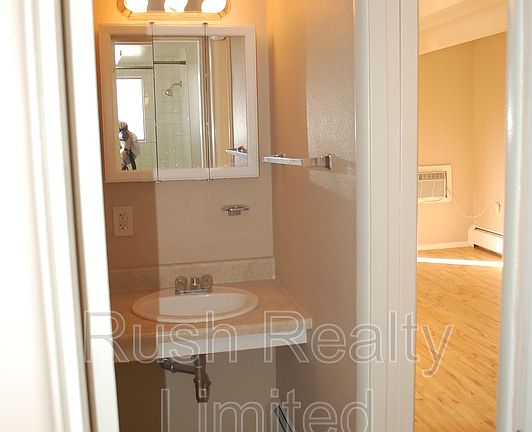 4th image of 1912 S University Blvd APT 307
