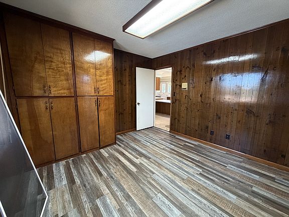3rd image of 2775 John Moore Rd