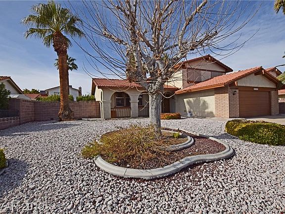 2nd image of 4643 Garita St