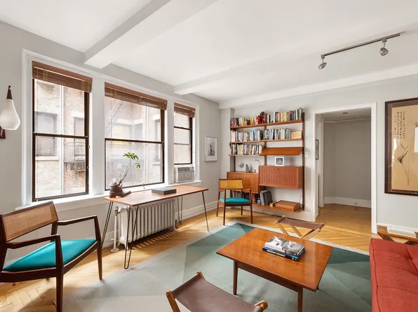 45 Fifth Avenue 9D image 3 of 8