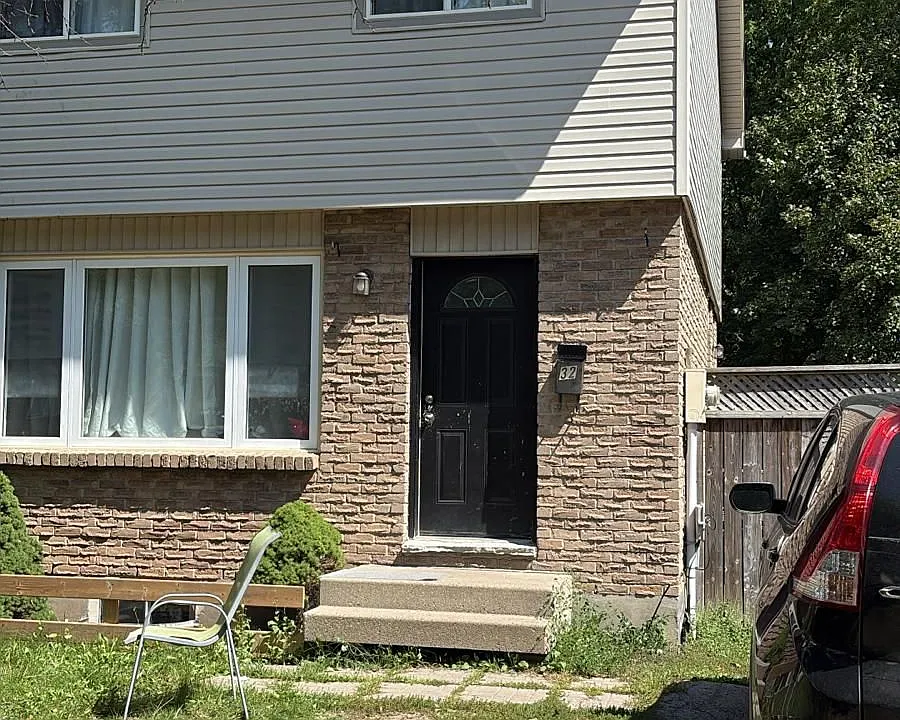 32 Elvira Cres